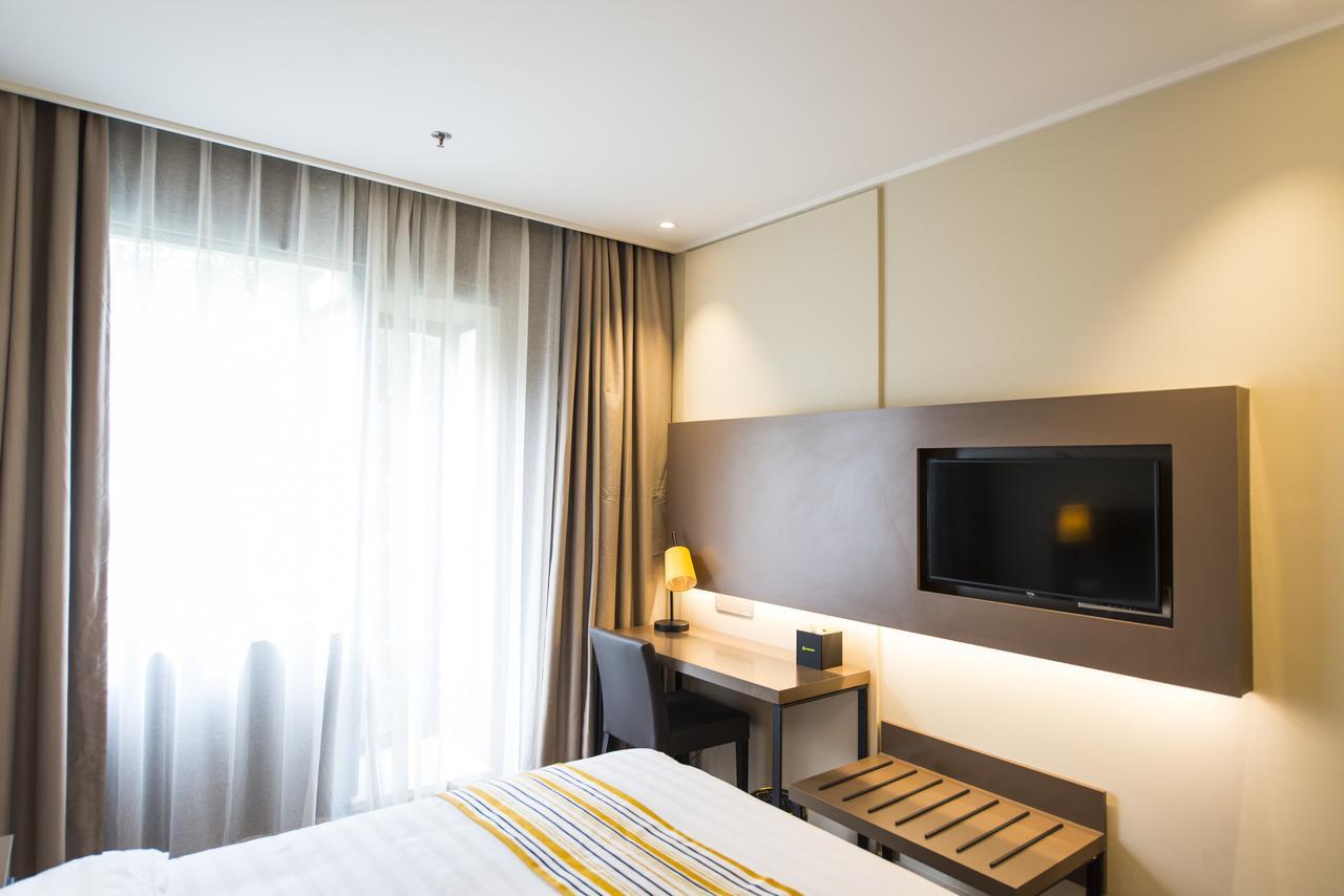 Home Inn Plus Shanghai Zhangjiang Park Eksteriør bilde