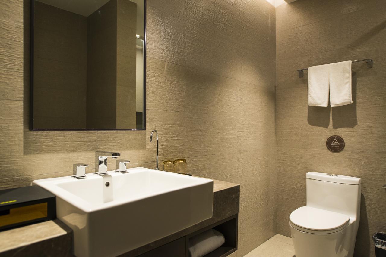 Home Inn Plus Shanghai Zhangjiang Park Eksteriør bilde
